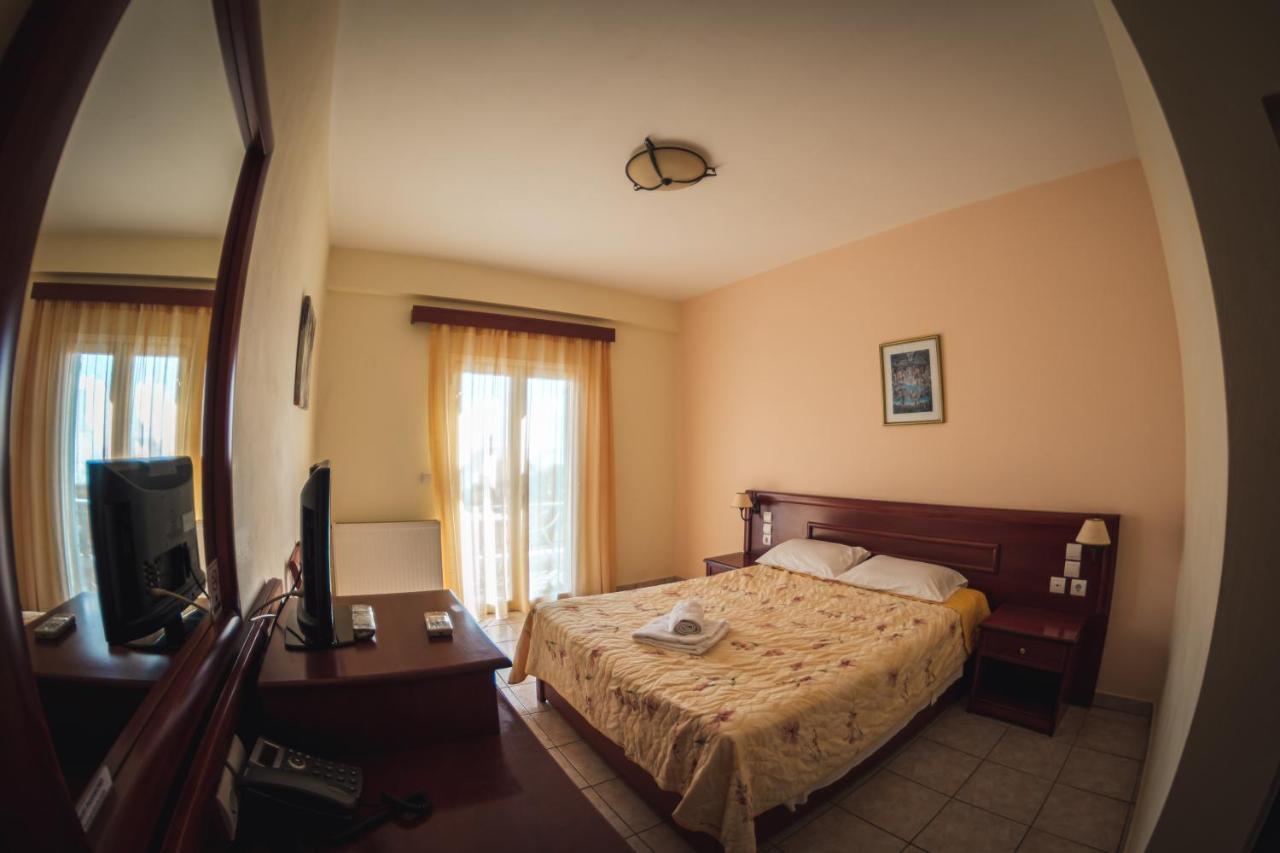 Venardos Hotel Agia Pelagia  Dış mekan fotoğraf