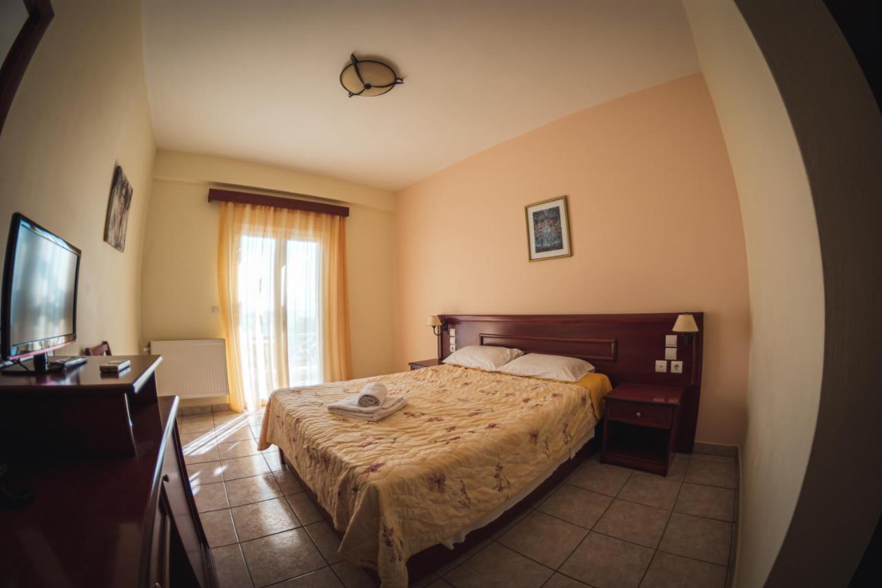 Venardos Hotel Agia Pelagia  Dış mekan fotoğraf