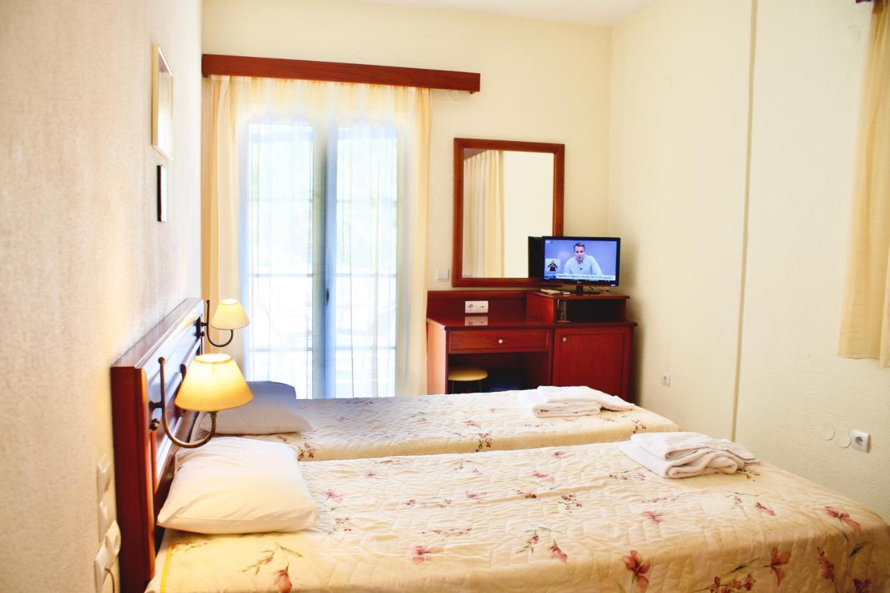 Venardos Hotel Agia Pelagia  Dış mekan fotoğraf